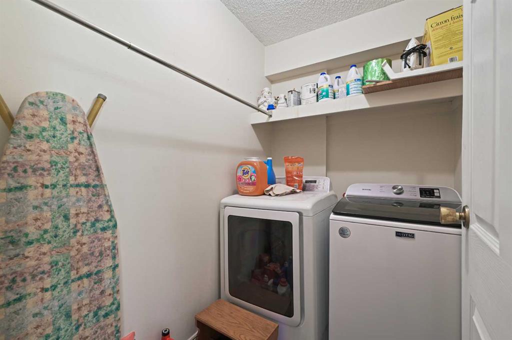 #2A, 133 25 Avenue SW, Calgary, 2 Bedrooms Bedrooms, ,2 BathroomsBathrooms,Condos/Townhouses,For Sale,Hampton Court,1,3171