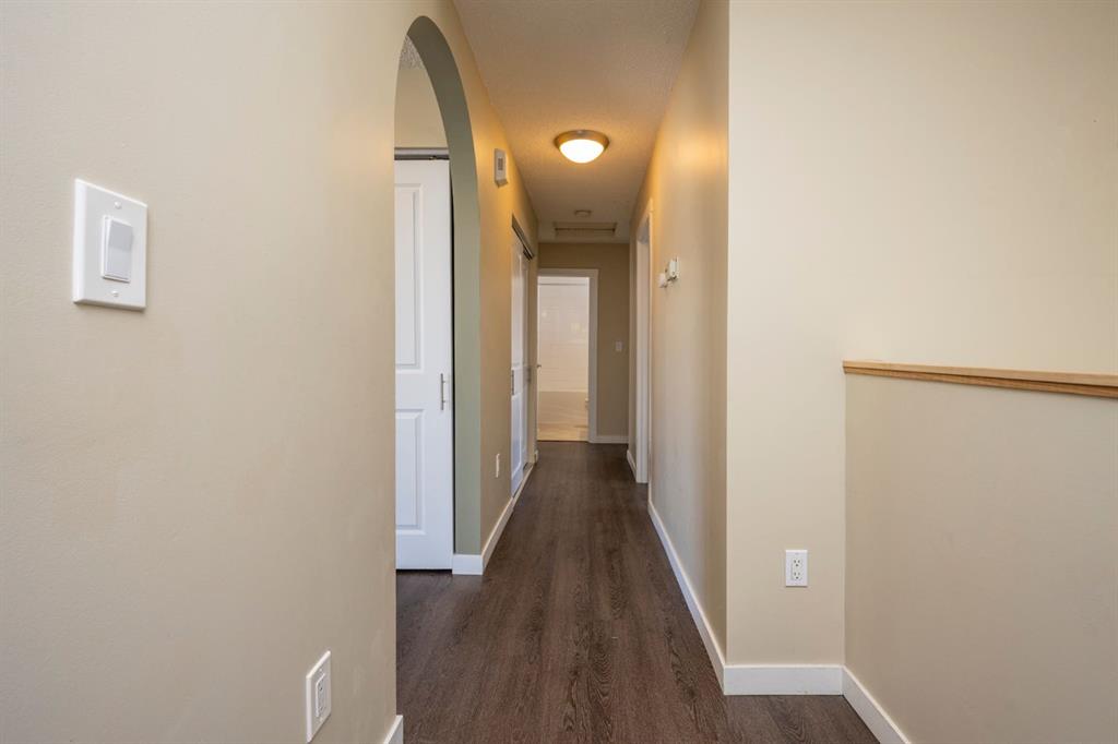 6031 Lacombe Way SW, Calgary, 4 Bedrooms Bedrooms, ,3 BathroomsBathrooms,Houses,For Sale,3172