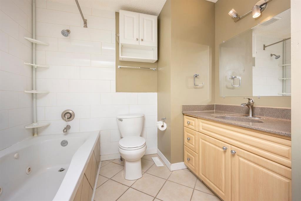 6031 Lacombe Way SW, Calgary, 4 Bedrooms Bedrooms, ,3 BathroomsBathrooms,Houses,For Sale,3172