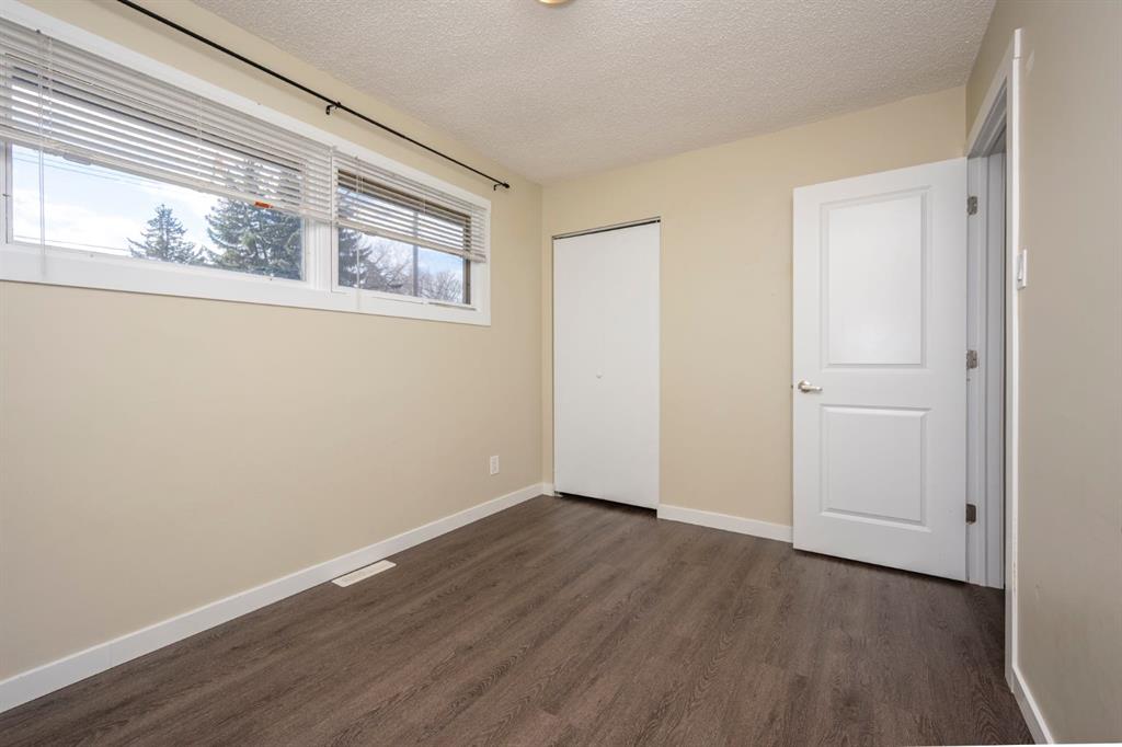 6031 Lacombe Way SW, Calgary, 4 Bedrooms Bedrooms, ,3 BathroomsBathrooms,Houses,For Sale,3172