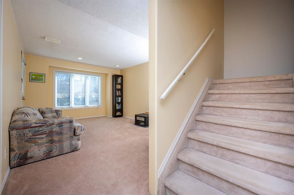 #107, 388 Sandarac Drive NW, Calgary, 4 Bedrooms Bedrooms, ,3 BathroomsBathrooms,Condos/Townhouses,Sold,3175