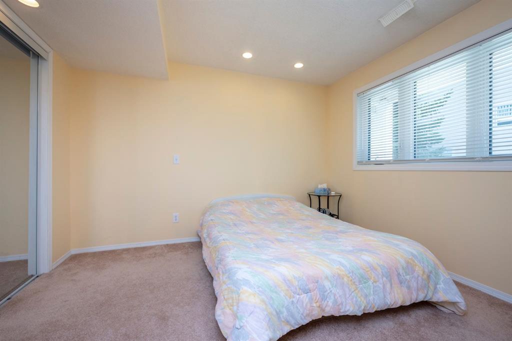 #107, 388 Sandarac Drive NW, Calgary, 4 Bedrooms Bedrooms, ,3 BathroomsBathrooms,Condos/Townhouses,Sold,3175