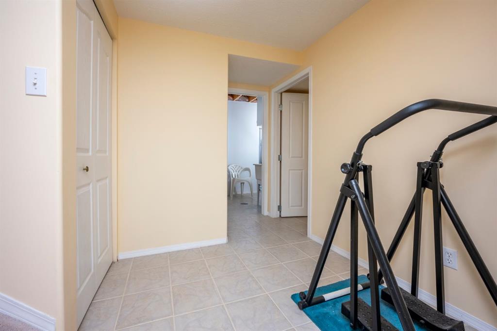 #107, 388 Sandarac Drive NW, Calgary, 4 Bedrooms Bedrooms, ,3 BathroomsBathrooms,Condos/Townhouses,Sold,3175