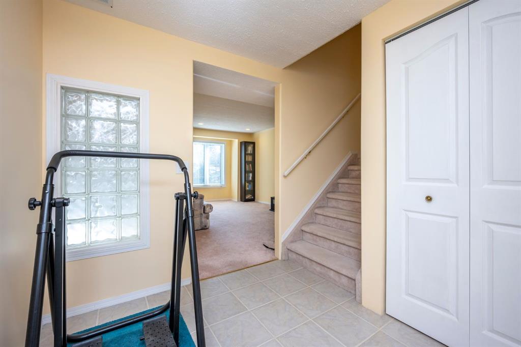 #107, 388 Sandarac Drive NW, Calgary, 4 Bedrooms Bedrooms, ,3 BathroomsBathrooms,Condos/Townhouses,Sold,3175