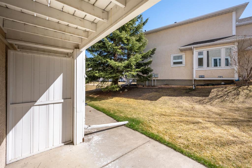 #107, 388 Sandarac Drive NW, Calgary, 4 Bedrooms Bedrooms, ,3 BathroomsBathrooms,Condos/Townhouses,Sold,3175