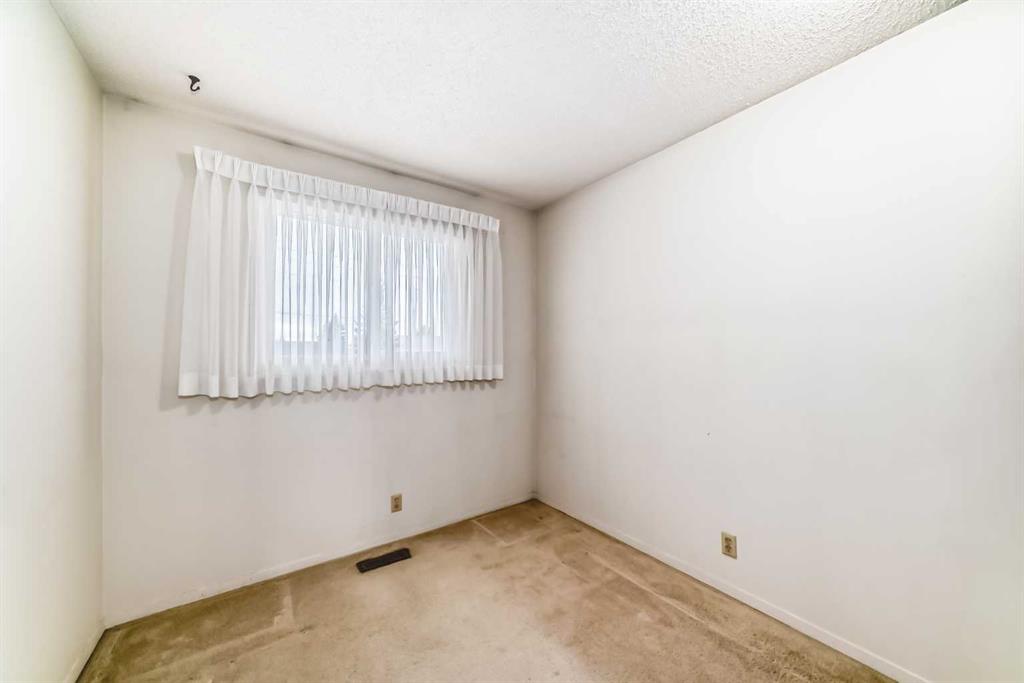 267 Falton Drive NE, Calgary, 3 Bedrooms Bedrooms, ,1 BathroomBathrooms,Houses,Sold,3176