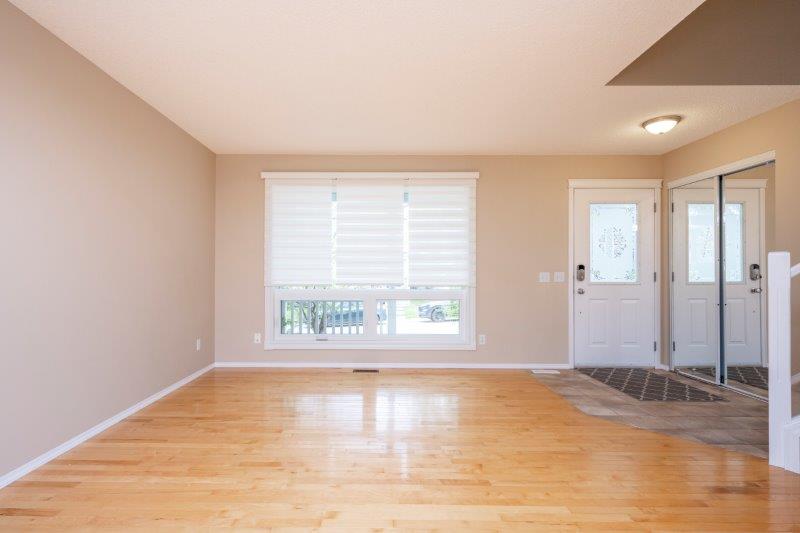 80 Tuscany Valley Rise NW, Calgary, 4 Bedrooms Bedrooms, ,2.5 BathroomsBathrooms,Houses,For Rent,80 Tuscany Valley Rise NW,3178