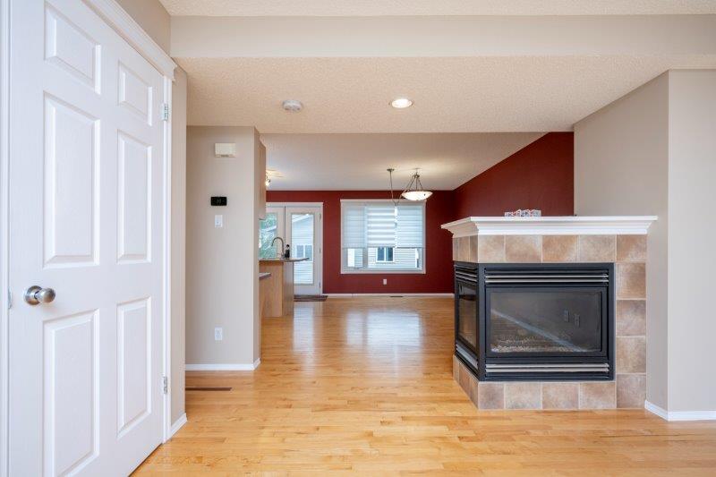 80 Tuscany Valley Rise NW, Calgary, 4 Bedrooms Bedrooms, ,2.5 BathroomsBathrooms,Houses,For Rent,80 Tuscany Valley Rise NW,3178