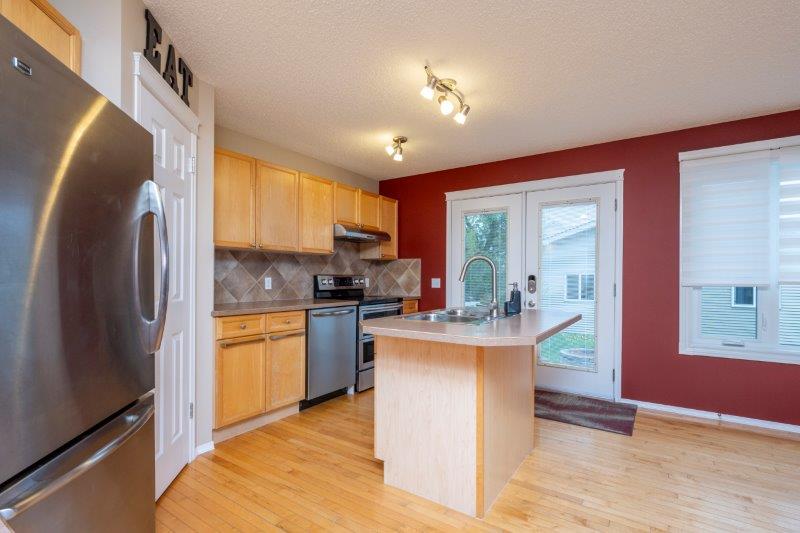 80 Tuscany Valley Rise NW, Calgary, 4 Bedrooms Bedrooms, ,2.5 BathroomsBathrooms,Houses,For Rent,80 Tuscany Valley Rise NW,3178