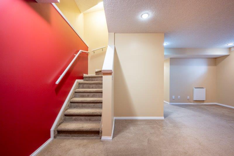 80 Tuscany Valley Rise NW, Calgary, 4 Bedrooms Bedrooms, ,2.5 BathroomsBathrooms,Houses,For Rent,80 Tuscany Valley Rise NW,3178