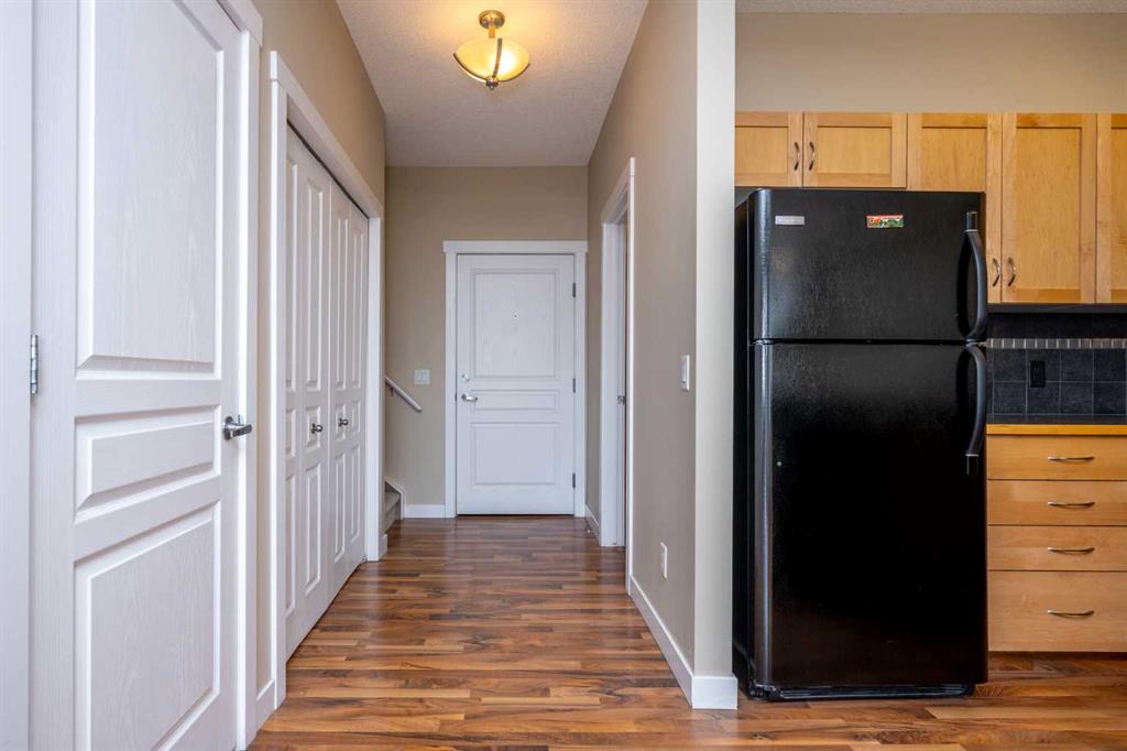 #1218, 211 Aspen Stone Boulevard SW, Calgary, 2 Bedrooms Bedrooms, ,2 BathroomsBathrooms,Condos/Townhouses,For Sale,Gallant Ridge,2,3179