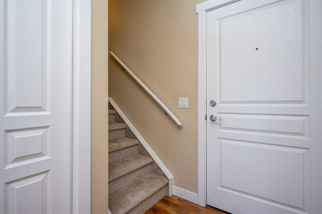 #1218, 211 Aspen Stone Boulevard SW, Calgary, 2 Bedrooms Bedrooms, ,2 BathroomsBathrooms,Condos/Townhouses,For Sale,Gallant Ridge,2,3179