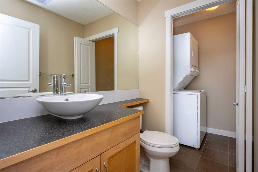 #1218, 211 Aspen Stone Boulevard SW, Calgary, 2 Bedrooms Bedrooms, ,2 BathroomsBathrooms,Condos/Townhouses,For Sale,Gallant Ridge,2,3179