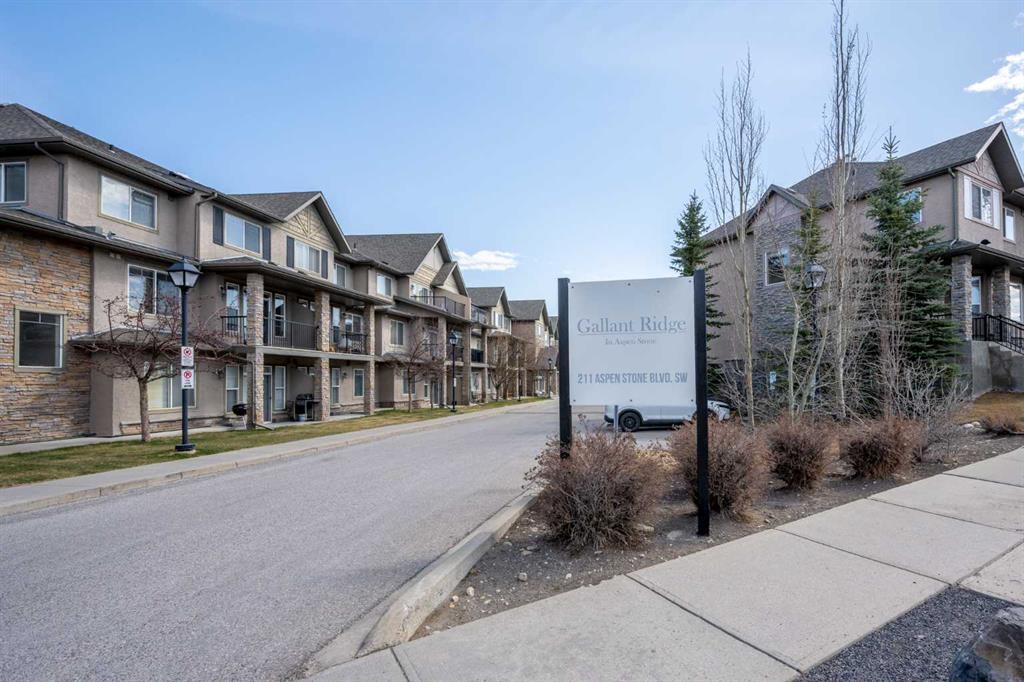 #1218, 211 Aspen Stone Boulevard SW, Calgary, 2 Bedrooms Bedrooms, ,2 BathroomsBathrooms,Condos/Townhouses,For Sale,Gallant Ridge,2,3179