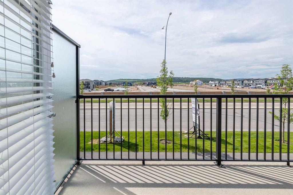 358 210 Avenue SW, Calgary, 2 Bedrooms Bedrooms, ,1 BathroomBathrooms,Condos/Townhouses,For Sale,Belwood Park,1,3180