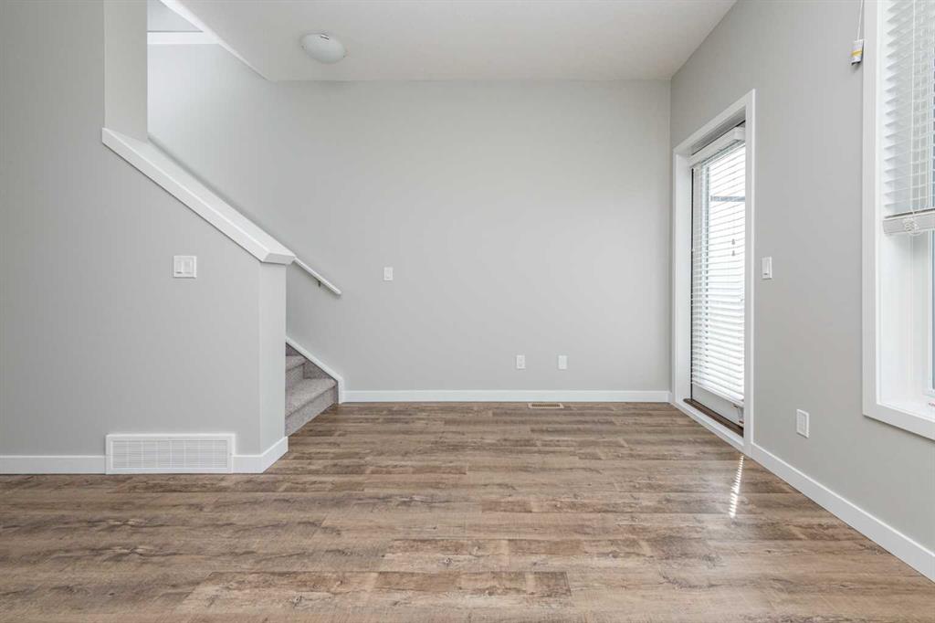 358 210 Avenue SW, Calgary, 2 Bedrooms Bedrooms, ,1 BathroomBathrooms,Condos/Townhouses,For Sale,Belwood Park,1,3180
