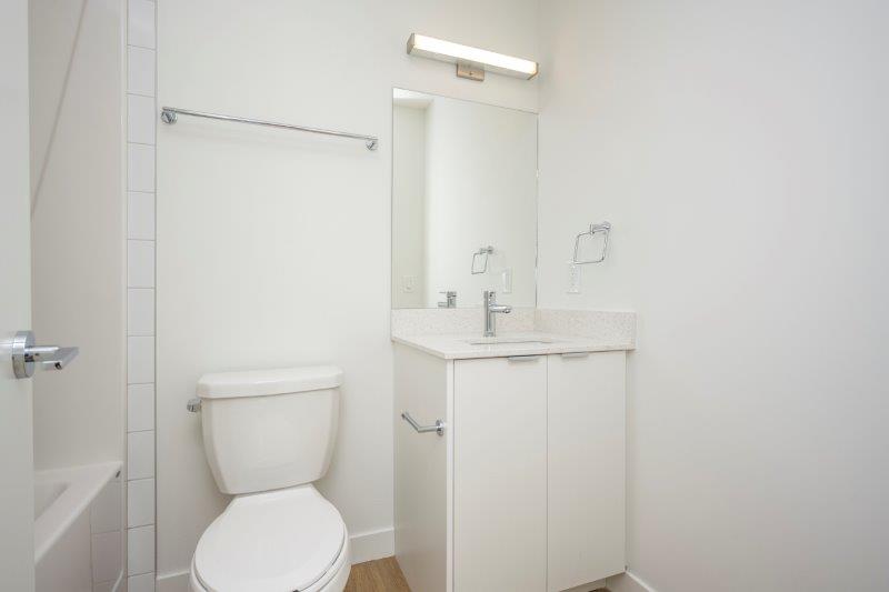 8500 19 Avenue Southeast, Calgary, 2 Bedrooms Bedrooms, 0 ,2 BathroomsBathrooms,Condos/Townhouses,For Rent,Easthills Crossing,8500 19 Avenue Southeast,0,3181