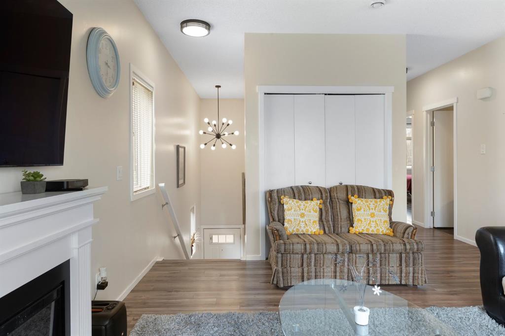 #83, 300 Evanscreek Court NW, Calgary, 2 Bedrooms Bedrooms, ,1 BathroomBathrooms,Condos/Townhouses,For Sale,3183