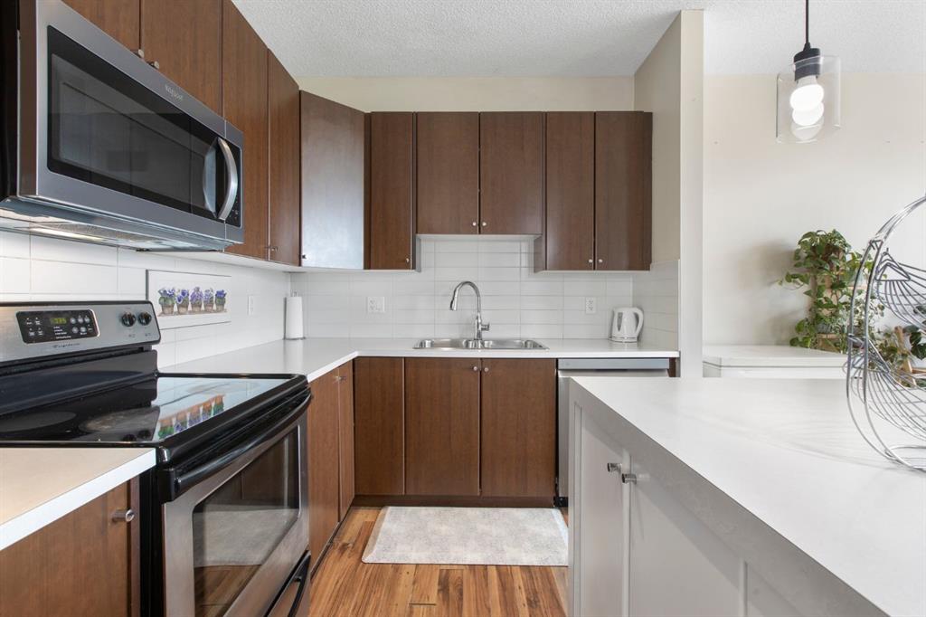 #83, 300 Evanscreek Court NW, Calgary, 2 Bedrooms Bedrooms, ,1 BathroomBathrooms,Condos/Townhouses,For Sale,3183