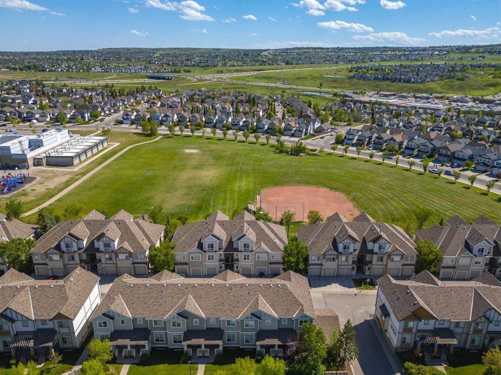 #83, 300 Evanscreek Court NW, Calgary, 2 Bedrooms Bedrooms, ,1 BathroomBathrooms,Condos/Townhouses,For Sale,3183