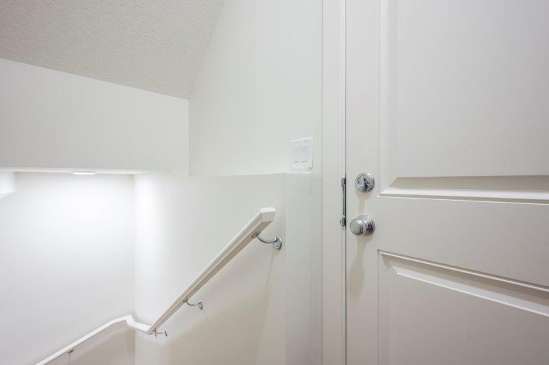 350 SORA Way Southeast, Calgary, 2 Bedrooms Bedrooms, ,1 BathroomBathrooms,Houses,For Rent,350 SORA Way Southeast,3184