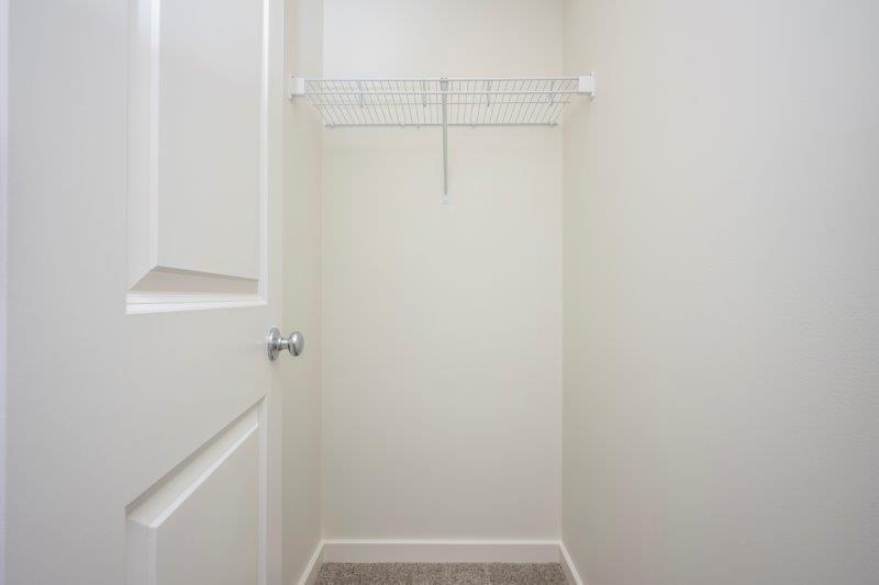 350 SORA Way Southeast, Calgary, 2 Bedrooms Bedrooms, ,1 BathroomBathrooms,Houses,For Rent,350 SORA Way Southeast,3184