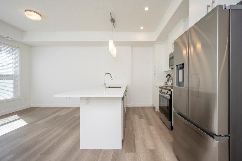 40, 2117 81 Street South West, Calgary, 2 Bedrooms Bedrooms, ,2 BathroomsBathrooms,Condos/Townhouses,For Rent,Elkwood,40, 2117 81 Street South West,3188