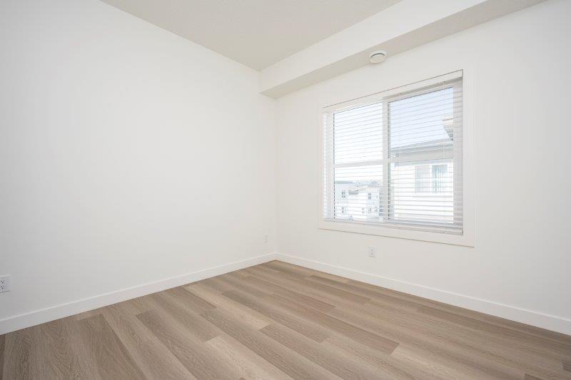 40, 2117 81 Street South West, Calgary, 2 Bedrooms Bedrooms, ,2 BathroomsBathrooms,Condos/Townhouses,For Rent,Elkwood,40, 2117 81 Street South West,3188
