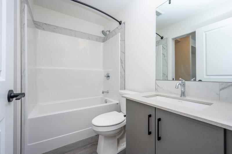 303, 140 Mahogany Street SE, Calgary, 1.5 Bedrooms Bedrooms, ,1 BathroomBathrooms,Condos/Townhouses,For Rent,Sandgate Condos 4,303, 140 Mahogany Street SE,3193
