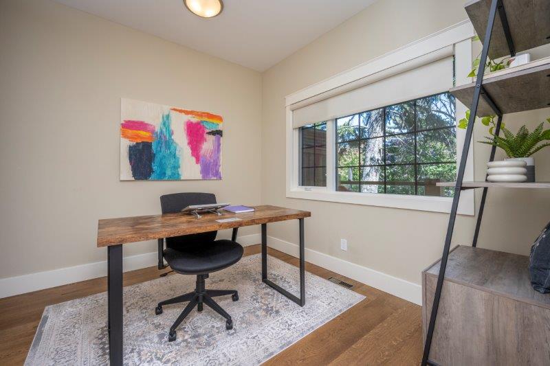 2815 25 Street Southwest, Calgary, 4 Bedrooms Bedrooms, ,3.5 BathroomsBathrooms,Houses,For Rent,2815 25 Street Southwest,3194