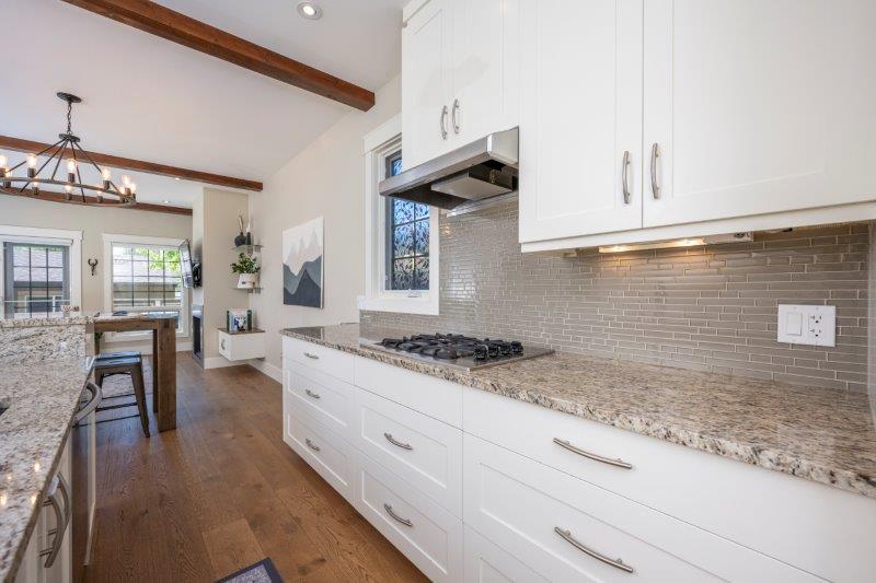 2815 25 Street Southwest, Calgary, 4 Bedrooms Bedrooms, ,3.5 BathroomsBathrooms,Houses,For Rent,2815 25 Street Southwest,3194