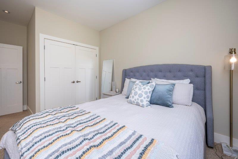 2815 25 Street Southwest, Calgary, 4 Bedrooms Bedrooms, ,3.5 BathroomsBathrooms,Houses,For Rent,2815 25 Street Southwest,3194