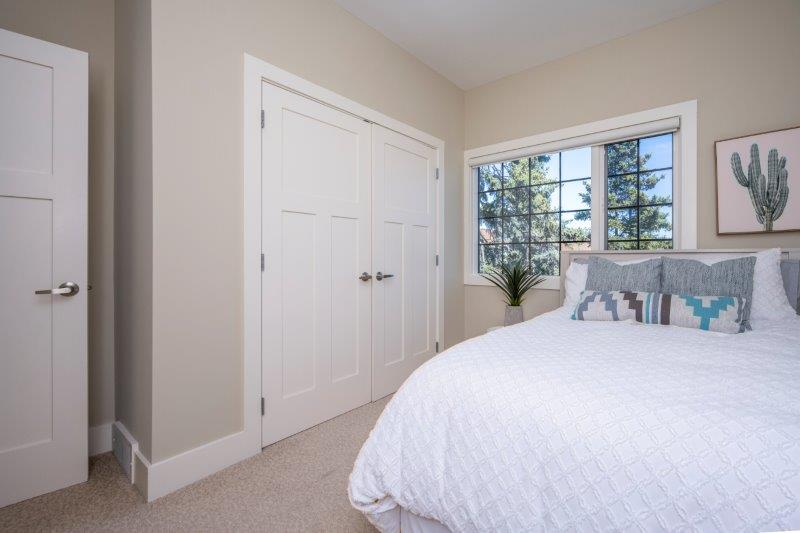 2815 25 Street Southwest, Calgary, 4 Bedrooms Bedrooms, ,3.5 BathroomsBathrooms,Houses,For Rent,2815 25 Street Southwest,3194
