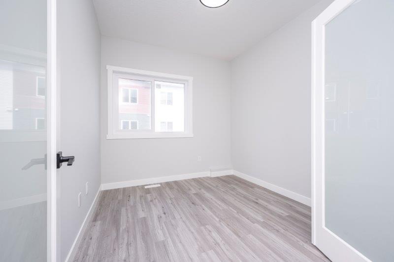 40 Red Sky Manor NE, Calgary, 4 Bedrooms Bedrooms, ,3.5 BathroomsBathrooms,Condos/Townhouses,For Rent,40 Red Sky Manor NE,3195