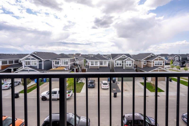 40 Red Sky Manor NE, Calgary, 4 Bedrooms Bedrooms, ,3.5 BathroomsBathrooms,Condos/Townhouses,For Rent,40 Red Sky Manor NE,3195
