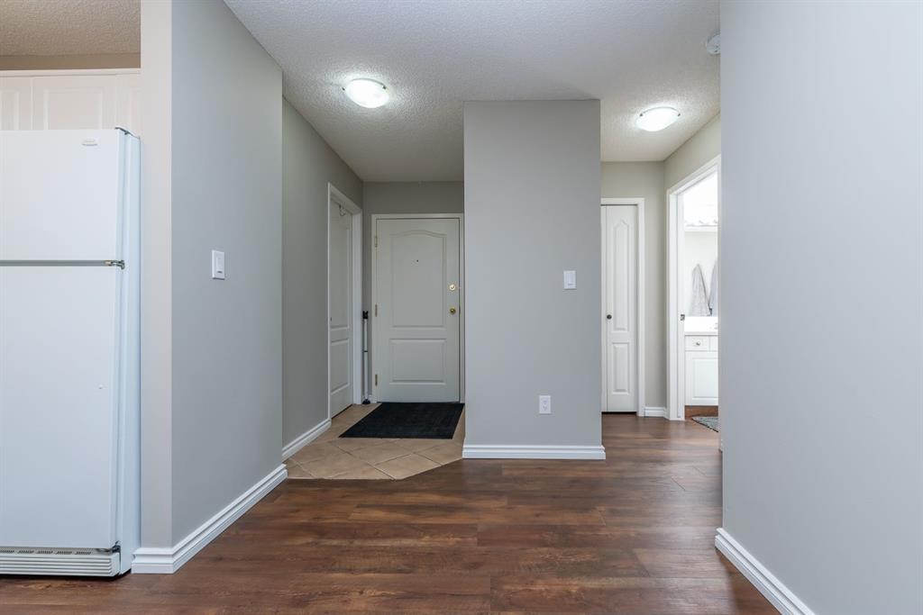 #117, 30 Sierra Morena Mews SW, Calgary, 2 Bedrooms Bedrooms, ,2 BathroomsBathrooms,Condos/Townhouses,For Sale,The Pavillion of Richmond Hill,1,3197