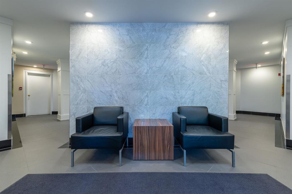 #117, 30 Sierra Morena Mews SW, Calgary, 2 Bedrooms Bedrooms, ,2 BathroomsBathrooms,Condos/Townhouses,For Sale,The Pavillion of Richmond Hill,1,3197