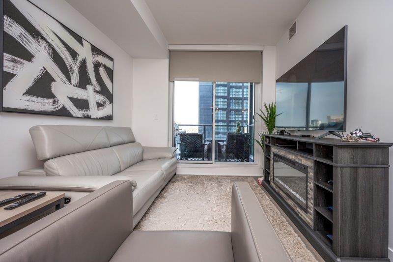 609, 550 Riverfront Avenue SE, Calgary, 1.5 Bedrooms Bedrooms, ,1.5 BathroomsBathrooms,Condos/Townhouses,For Rent,FIRST,609, 550 Riverfront Avenue SE,3198