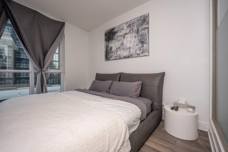 609, 550 Riverfront Avenue SE, Calgary, 1.5 Bedrooms Bedrooms, ,1.5 BathroomsBathrooms,Condos/Townhouses,For Rent,FIRST,609, 550 Riverfront Avenue SE,3198