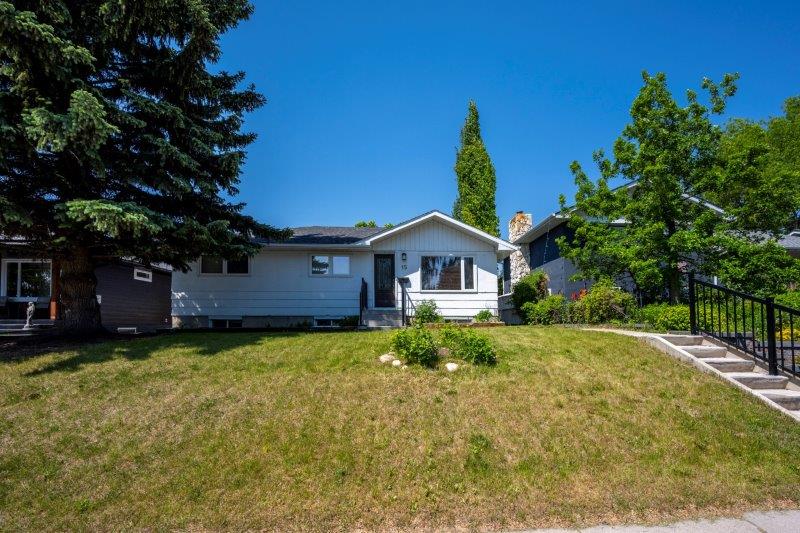 15R Greenwood Crescent Southwest, Calgary, 2 Bedrooms Bedrooms, ,1 BathroomBathrooms,Houses,For Rent,15R Greenwood Crescent Southwest ,3200
