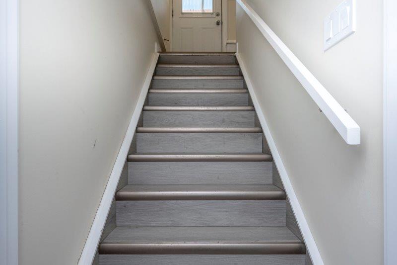 15R Greenwood Crescent Southwest, Calgary, 2 Bedrooms Bedrooms, ,1 BathroomBathrooms,Houses,For Rent,15R Greenwood Crescent Southwest ,3200