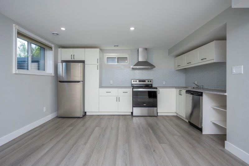 15R Greenwood Crescent Southwest, Calgary, 2 Bedrooms Bedrooms, ,1 BathroomBathrooms,Houses,For Rent,15R Greenwood Crescent Southwest ,3200