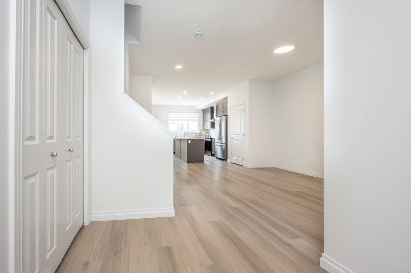 331 Belvedere Drive South East, Calgary, 4 Bedrooms Bedrooms, ,4 BathroomsBathrooms,Houses,For Rent,331 Belvedere Drive South East,3202