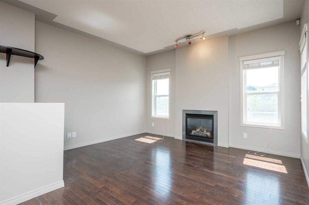 243 Silverado Plains Clsoe SW, Calgary, 3 Bedrooms Bedrooms, ,2 BathroomsBathrooms,Houses,For Sale,3203