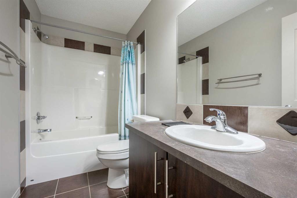 243 Silverado Plains Clsoe SW, Calgary, 3 Bedrooms Bedrooms, ,2 BathroomsBathrooms,Houses,For Sale,3203