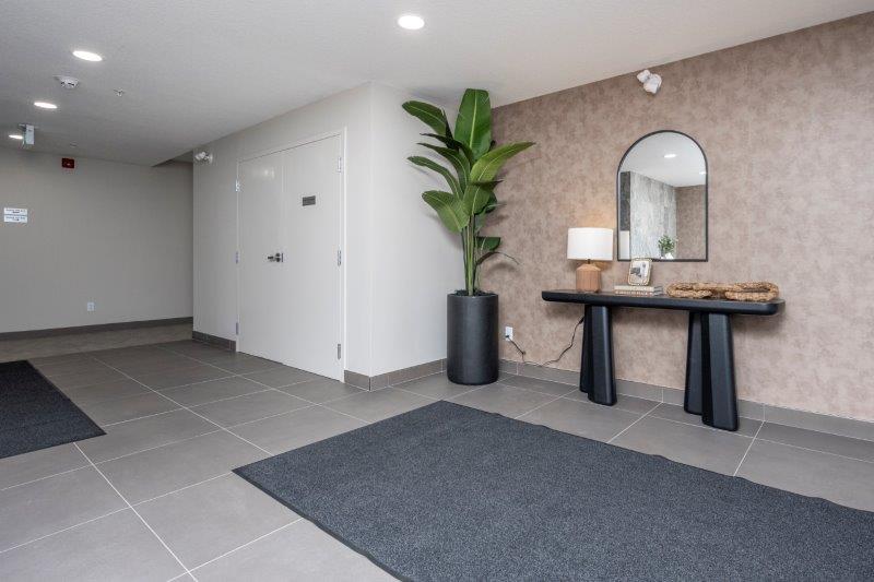 403, 700 Shawnee Square SW, Calgary, 2.5 Bedrooms Bedrooms, ,2 BathroomsBathrooms,Condos/Townhouses,Rented,Shawnee Square,403, 700 Shawnee Square SW,3204