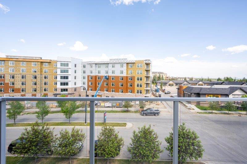 403, 700 Shawnee Square SW, Calgary, 2.5 Bedrooms Bedrooms, ,2 BathroomsBathrooms,Condos/Townhouses,Rented,Shawnee Square,403, 700 Shawnee Square SW,3204