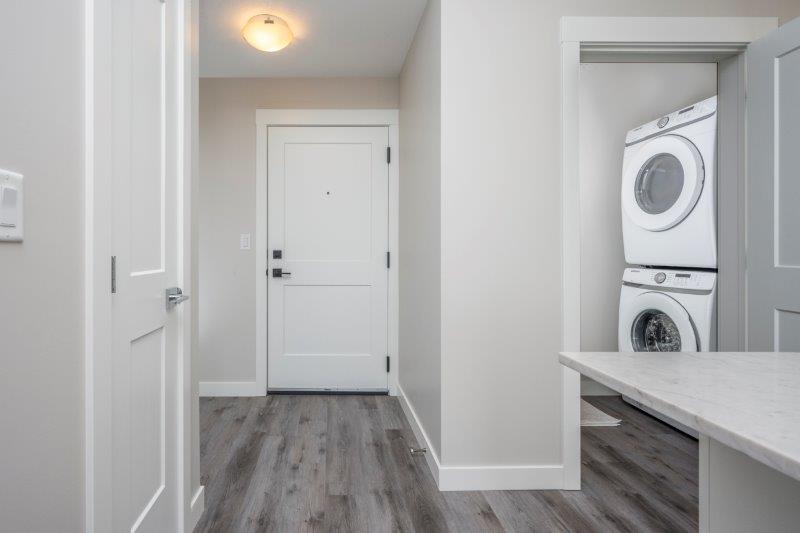 #408, 10 sage Hill NW, Clagary, 2 Bedrooms Bedrooms, ,1 BathroomBathrooms,Condos/Townhouses,For Sale,1,3205