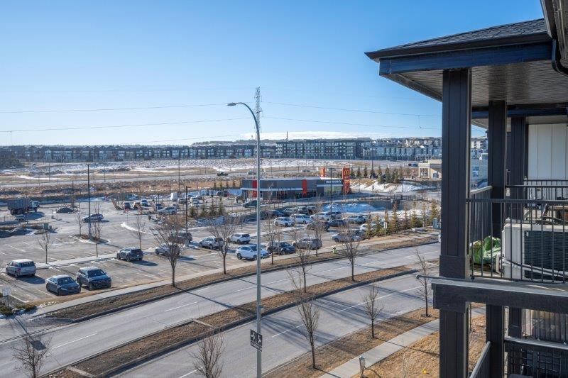 #408, 10 sage Hill NW, Clagary, 2 Bedrooms Bedrooms, ,1 BathroomBathrooms,Condos/Townhouses,For Sale,1,3205