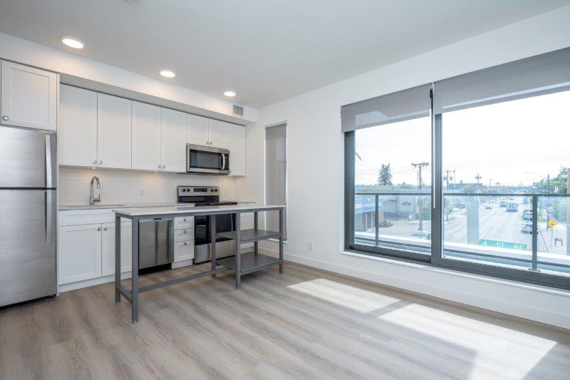 206, 123 4 Street Northeast, Calgary, 1 Bedroom Bedrooms, 0 ,1 BathroomBathrooms,Condos/Townhouses,For Rent,Era,206, 123 4 Street Northeast,0,3206